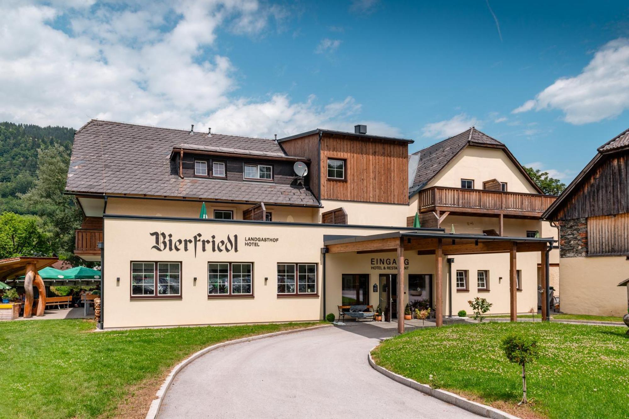 Landgasthof Bierfriedl Hotell Pruggern Exteriör bild